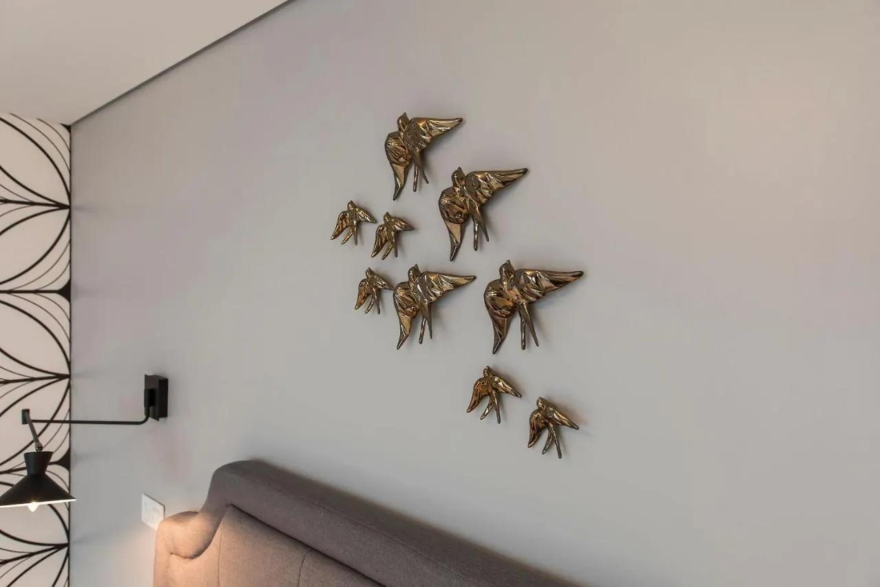 ליסבון Lovelystay - Modern And Colourful Flat In The Heart Of Graca