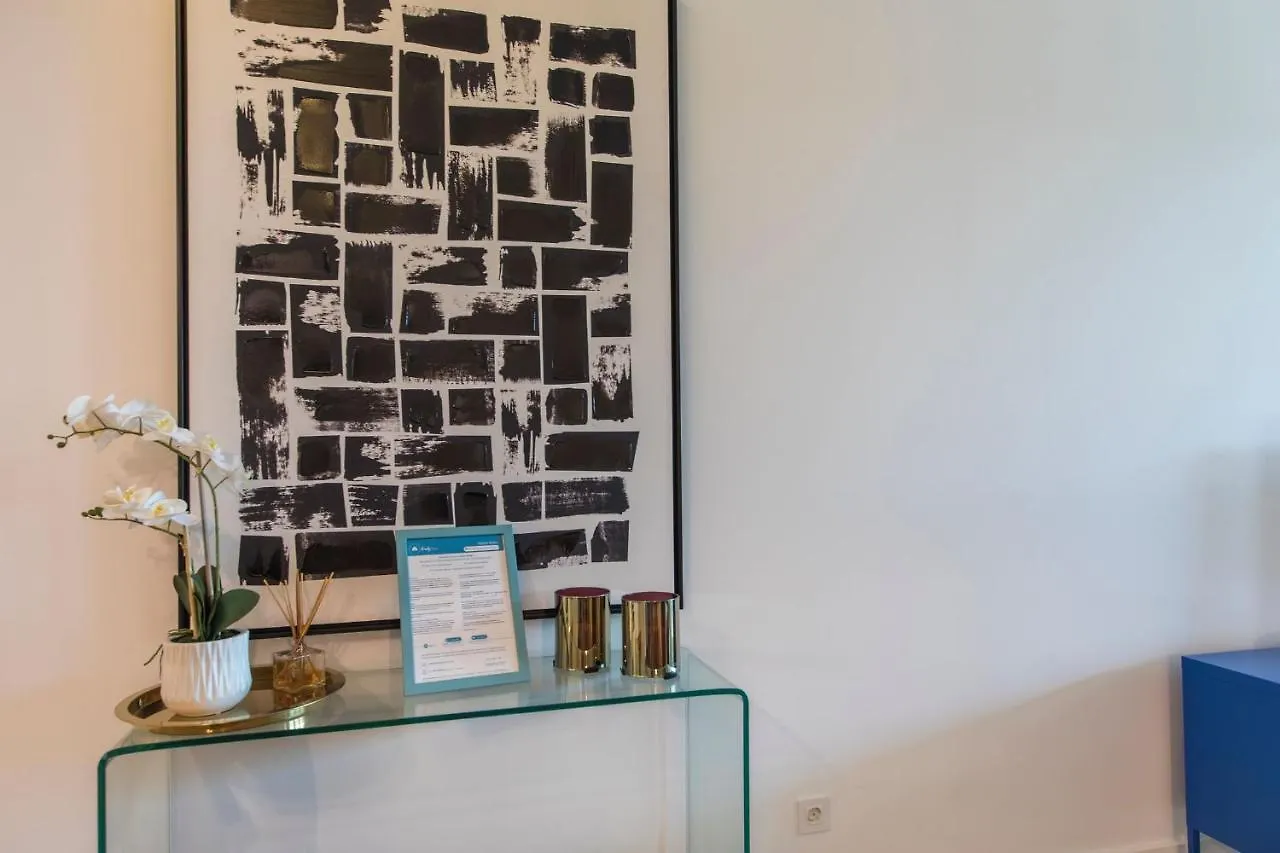 דירה ליסבון Lovelystay - Modern And Colourful Flat In The Heart Of Graca