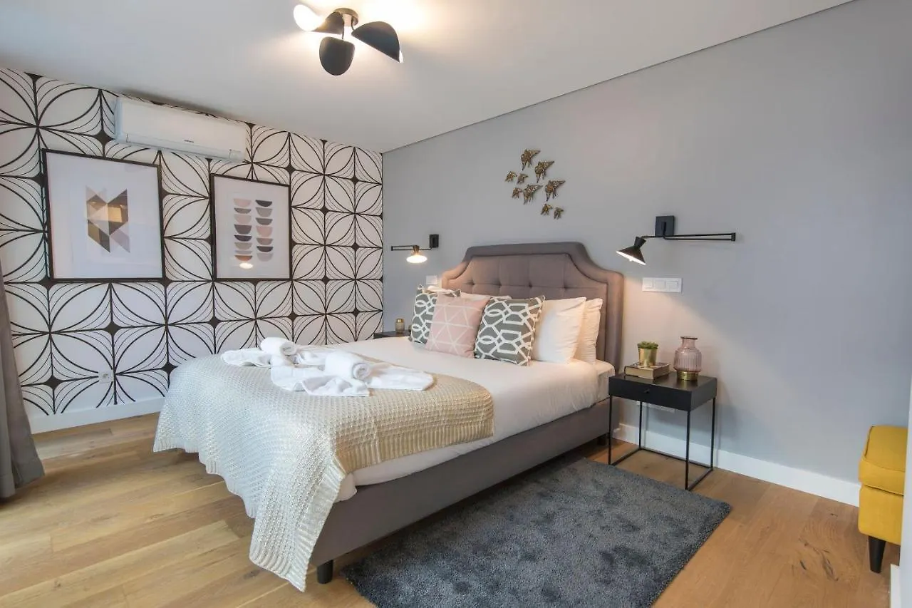 ליסבון Lovelystay - Modern And Colourful Flat In The Heart Of Graca