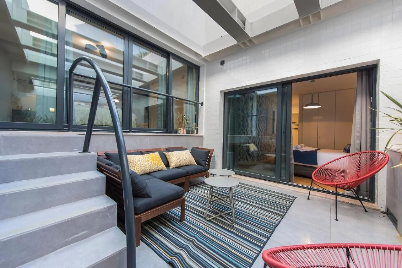 ליסבון Lovelystay - Modern And Colourful Flat In The Heart Of Graca 0*,  פורטוגל