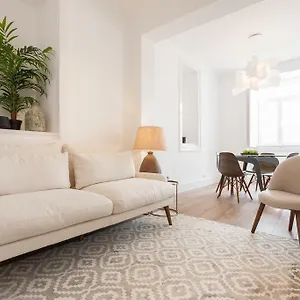  Appartement Your Santa Apolonia
